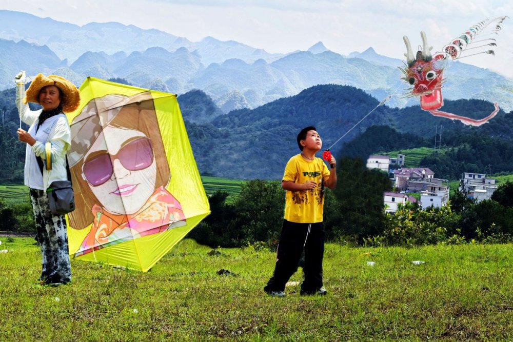 Summertime is Kite Flying Time